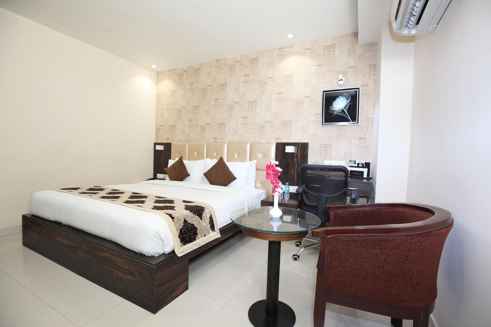 Pinnacle By Click Hotels, Lucknow Bagian luar foto